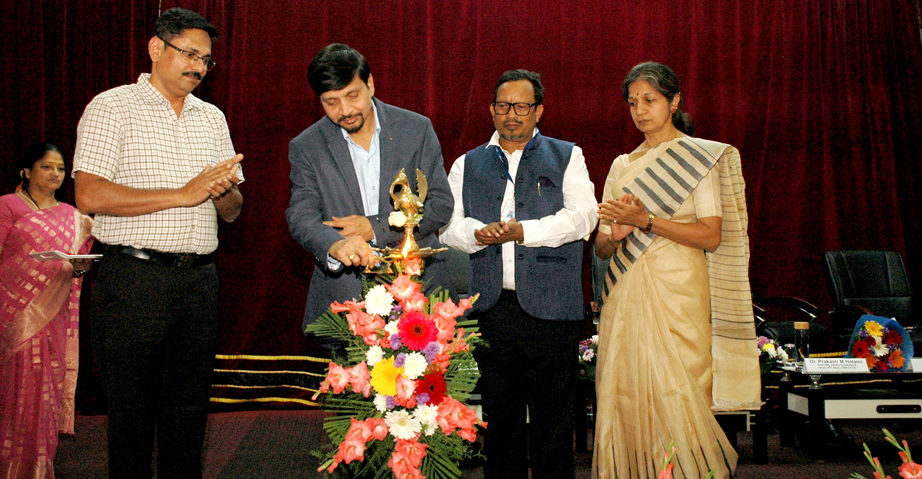 Colloquim on Crafting Quality Knowledge (The role of Library and Source-based Research)